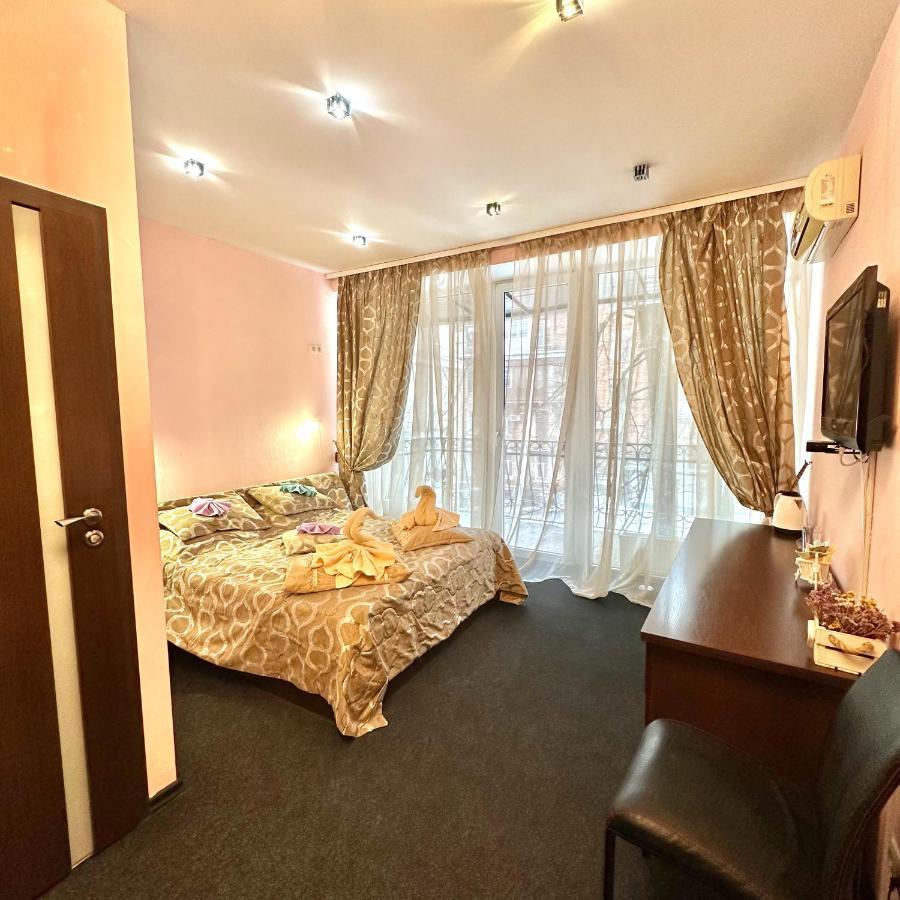 Kizhi Art Hotel Kharkiv Exterior photo